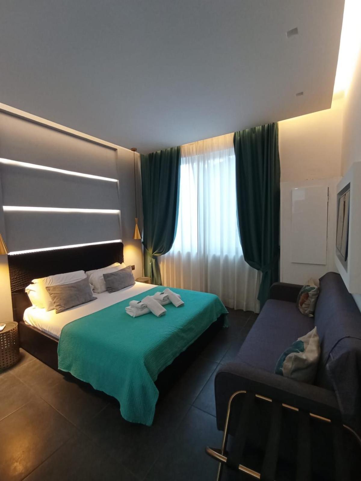 Muni Boutique Flat By Babylon Stay 나폴리 외부 사진