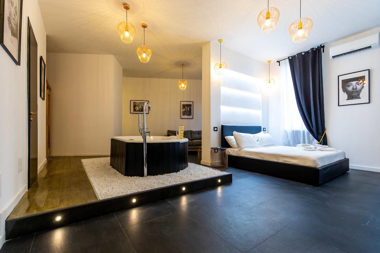 Muni Boutique Flat By Babylon Stay 나폴리 외부 사진